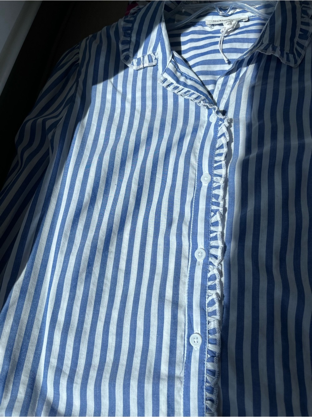 beachlunchlounge Blue & White Ciara Striped Ruffle-Trim Button Shirt XS - Picture 7 of 7
